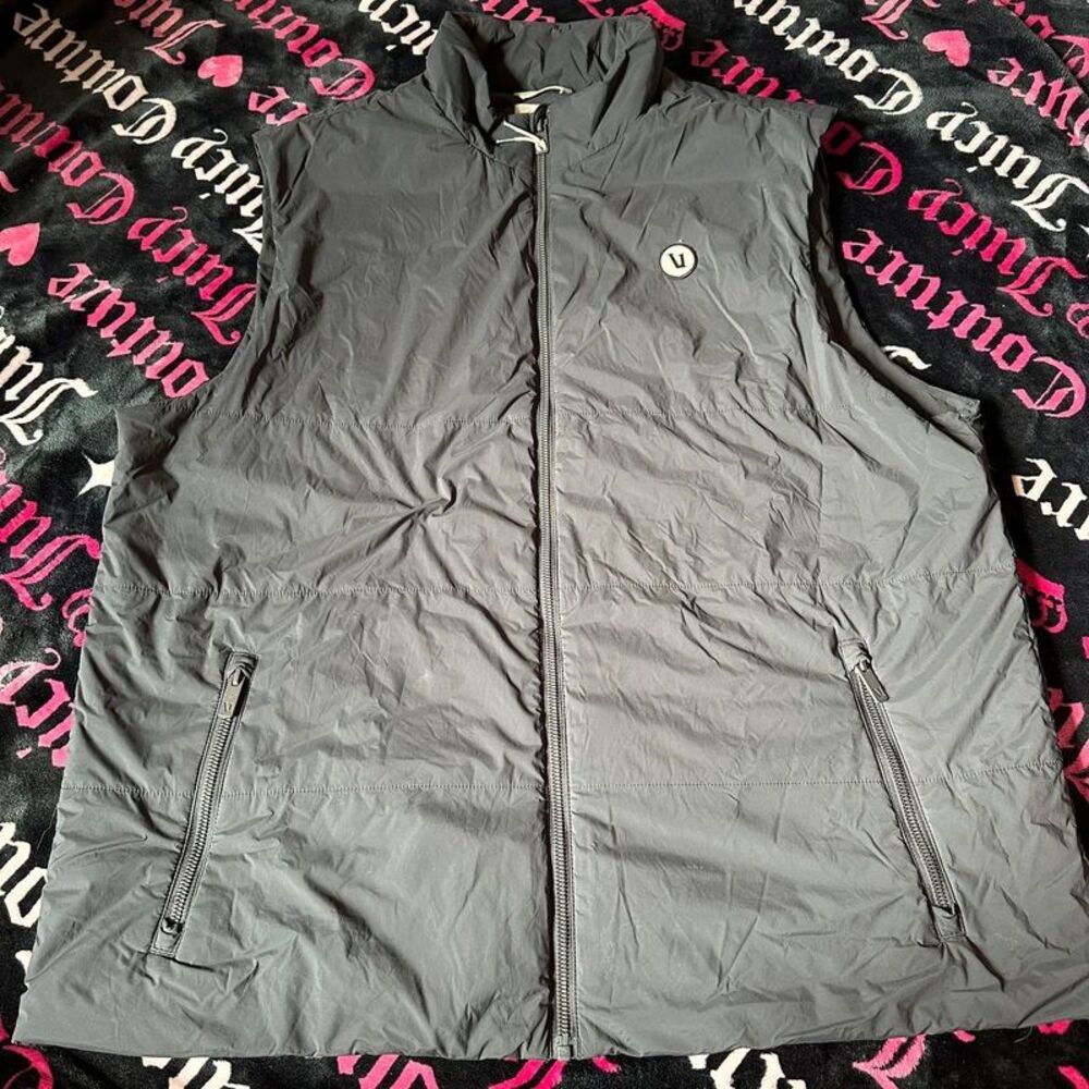 Vuori Dark Gray Puffer Vest Size L Activewear Athleisure